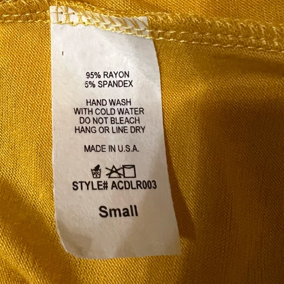 Amore Yellow Gold light weight, long sleeve cardigan - Picture 7 of 8